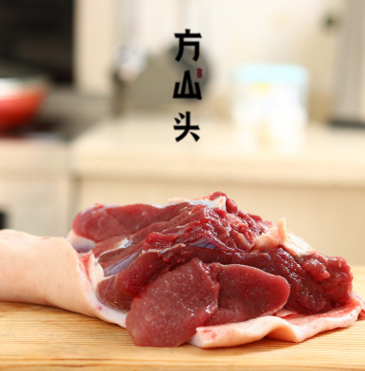 龍泉方山頭肉牛養(yǎng)殖黃牛肉批發(fā)生鮮牛肉食品新鮮 牛腱子肉冷凍