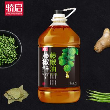 驕啟藤椒油5L調(diào)味麻油火鍋米線麻辣燙商用批發(fā)調(diào)味料大桶裝可定制