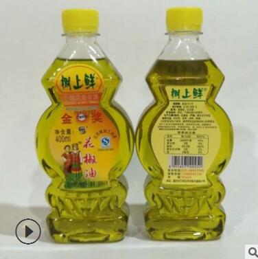 重慶萬州樹上鮮花椒油藤椒油塑料瓶裝整件400ML*16瓶