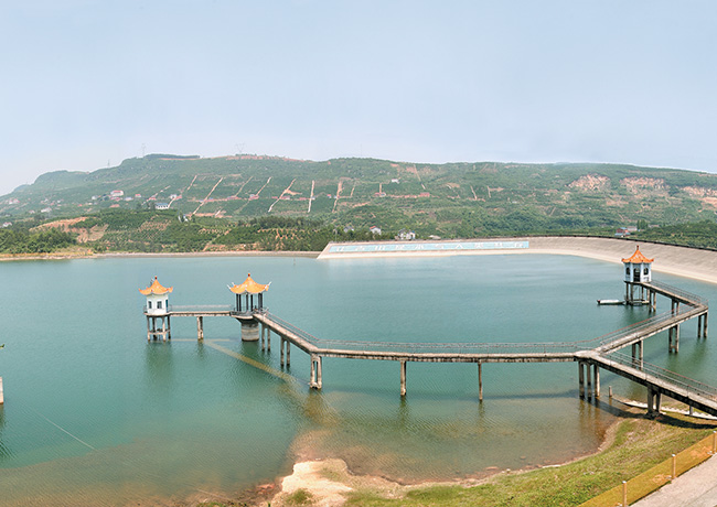 宜昌城區(qū)飲用水水源地保護(hù)官莊水庫.jpg